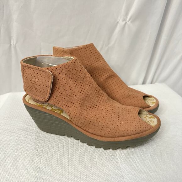 Fly London Sandals Womens Size 10 Leather Wedge Peep Toe Perforated 41 - Picture 1 of 13